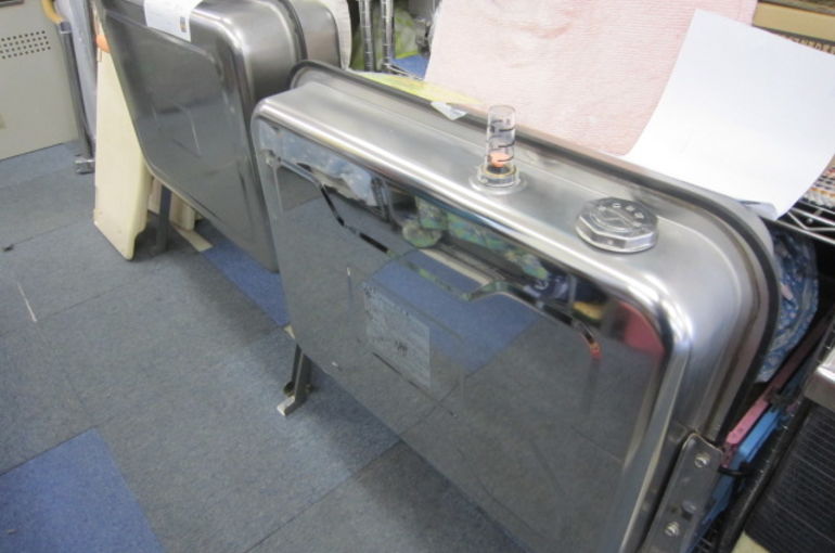 灯油タンク ステンレス90L（ステンレス灯油タンク 90L 中古