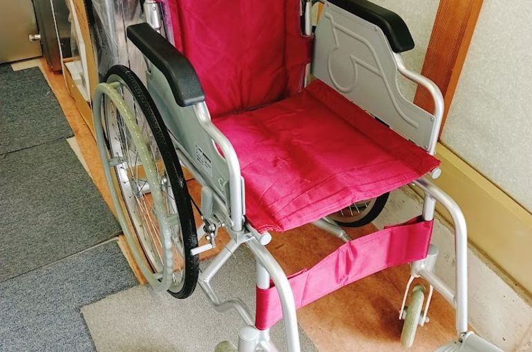 車椅子ノーパンクタイヤ